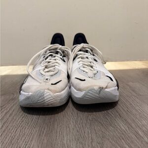 Nike Women's White and Black Shoes